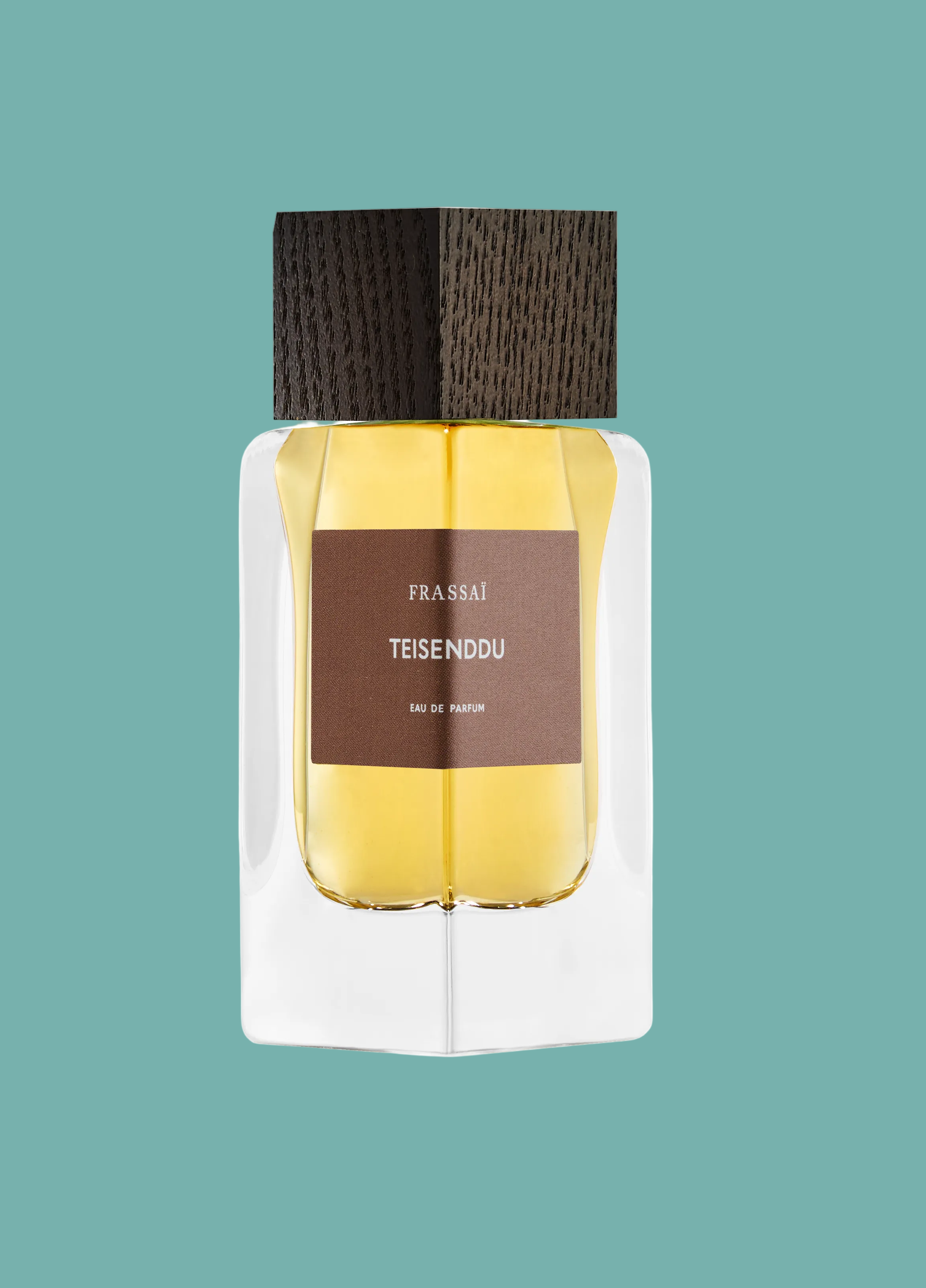 Frassai Teisenddu is a fragrance inspired by the torta negra, the Welsh cake from Patagonia in Argentina and has notes of dark sugar crystals, nuts and fruits macerated in rum, nutmeg, cinnamon, and bitter orange. The fragrance is unisex or genderless and is a best selling perfume during the Christmas holiday season. 